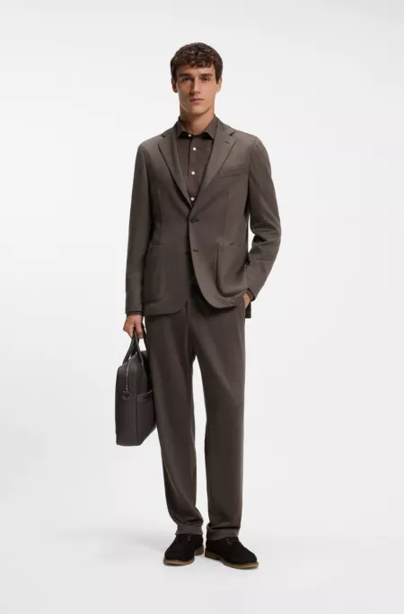 Pantalones tapered fit