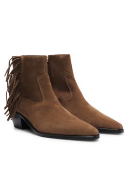 Slip-on boots , Brown