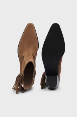 Slip-on boots , Brown