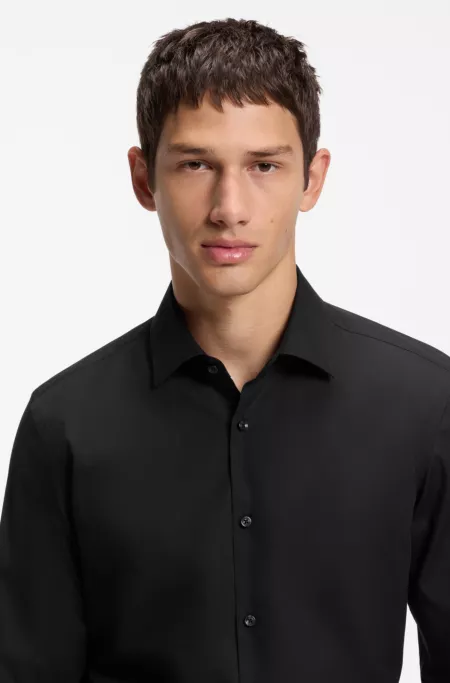 Slim-Fit Hemd mit Kentkragen