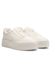 Platform trainers, Natural