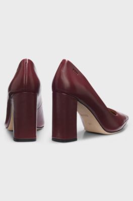 D&eacute;collet&eacute; in pelle, Rosso scuro