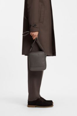 Woven-textured reporter bag, Dark Brown