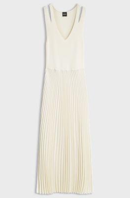 Pliss&eacute; dress, Natural