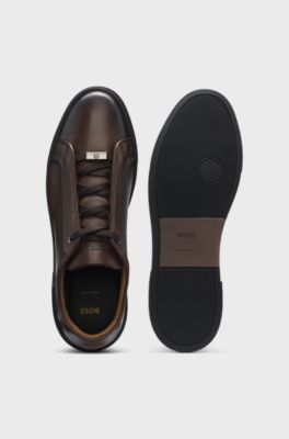 L&aring;ga sneakers i borstat premiuml&auml;der, M&ouml;rkbrun