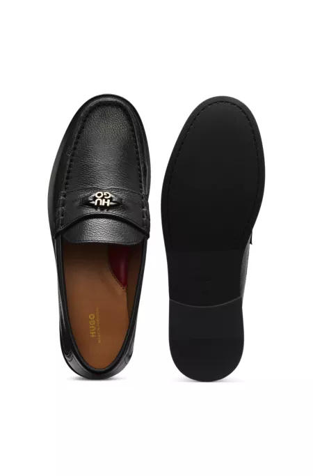 Loafer aus genarbtem Leder