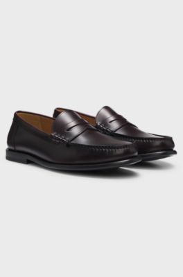 Leren pennyloafers, Donkerrood