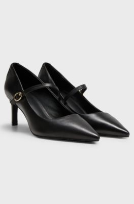 Buckled pumps, Black