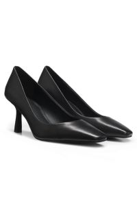 Leather pumps with angled toe, Black