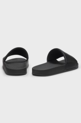 Stacked-logo slides, Black