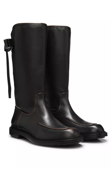 Boots aus Leder