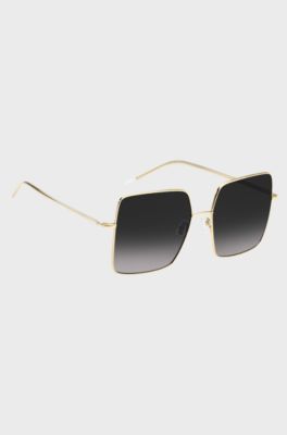 Square-frame sunglasses in lightweight titanium, Black