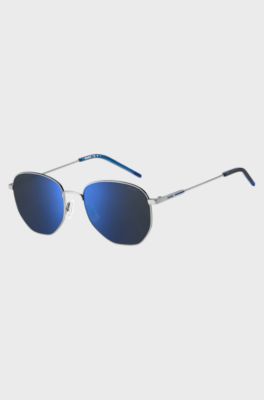 Silver-tone sunglasses with blue details, Silver