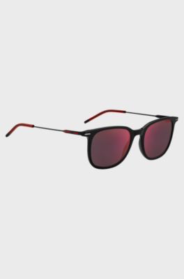 Ultra-lightweight sunglasses in black acetate with slender temples, Black