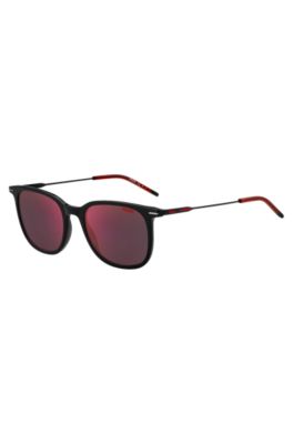 Ultra-lightweight sunglasses in black acetate with slender temples, Black