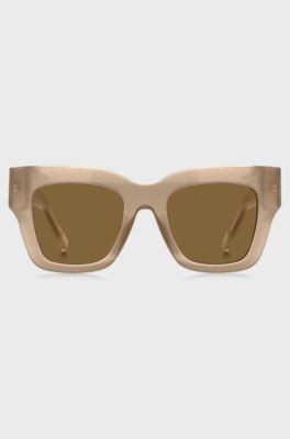 Gafas de sol de bioacetato en tono opalino con herrajes de la marca, Beige claro
