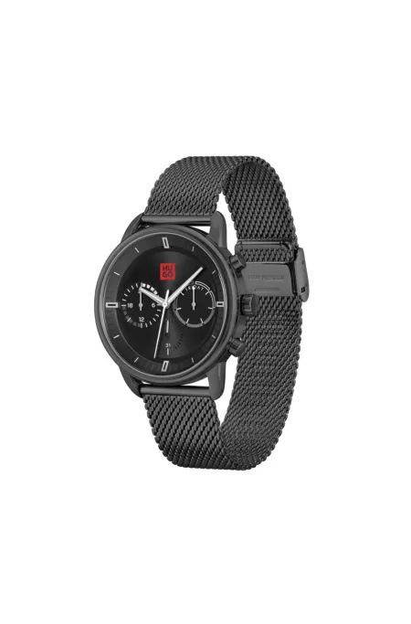 Black-effect watch with mesh bracelet