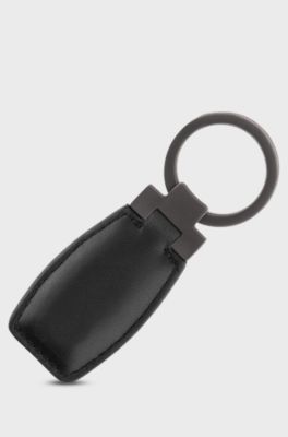 Leather key ring with logo-engraved gunmetal hardware, Black