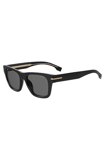 Black sunglasses with gold-tone details, Black