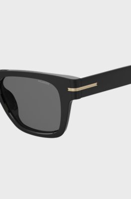 Black sunglasses with gold-tone details, Black