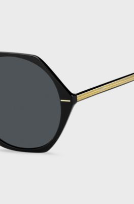 Lunettes de soleil en ac&eacute;tate noir avec monture angulaire, Noir
