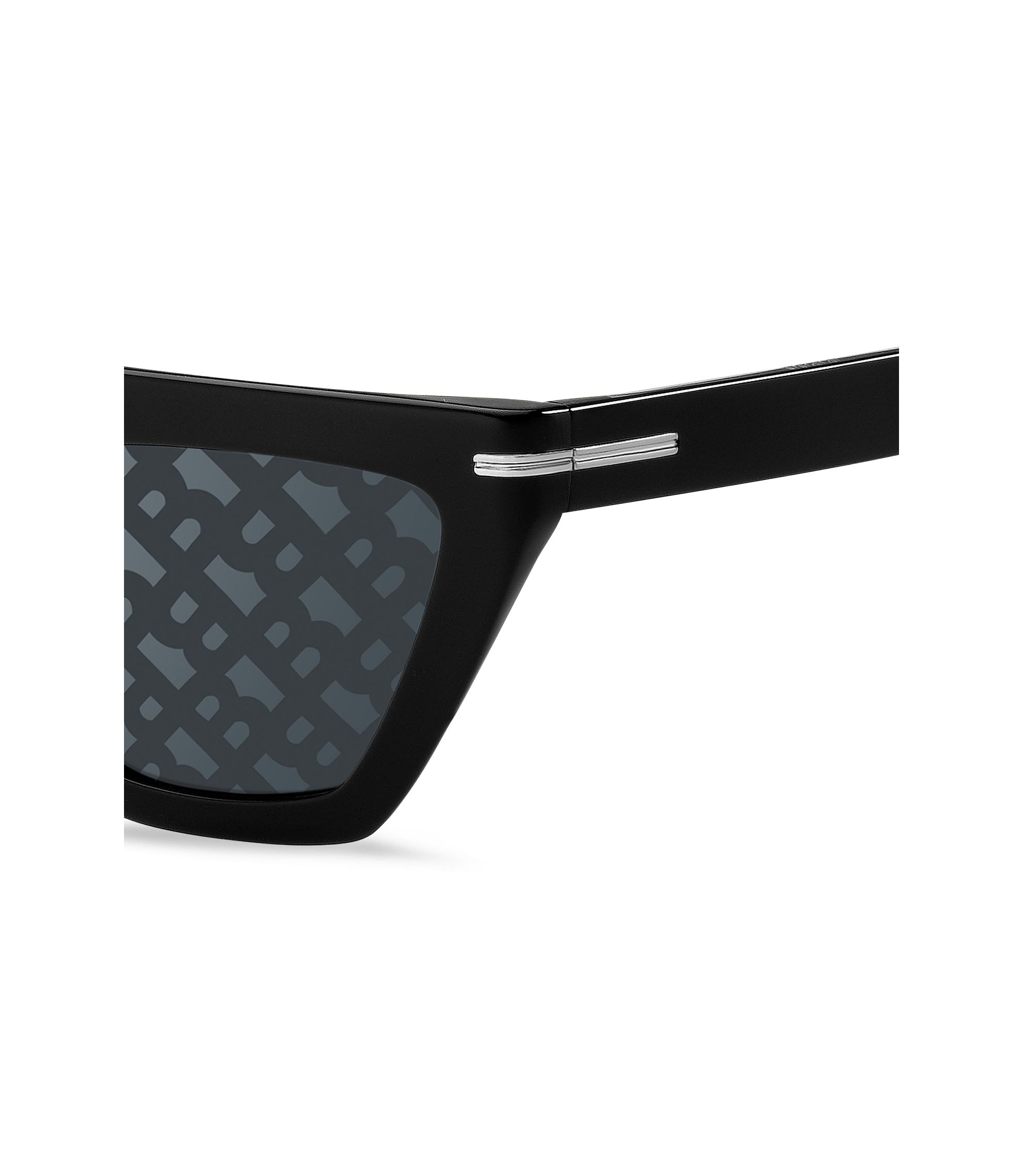 hbeu58115249_999_240?wid=1980&