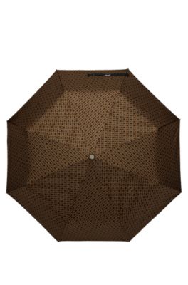 Parapluie camel &agrave; motif monogramme et bandouli&egrave;re logot&eacute;e, Marron fonc&eacute;
