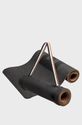 Tapis de yoga avec sangle &agrave; rayures embl&eacute;matiques, Noir