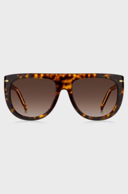 Sonnenbrille aus Acetat mit Havanna-Muster und goldfarbenen Metalldetails, Gemustert
