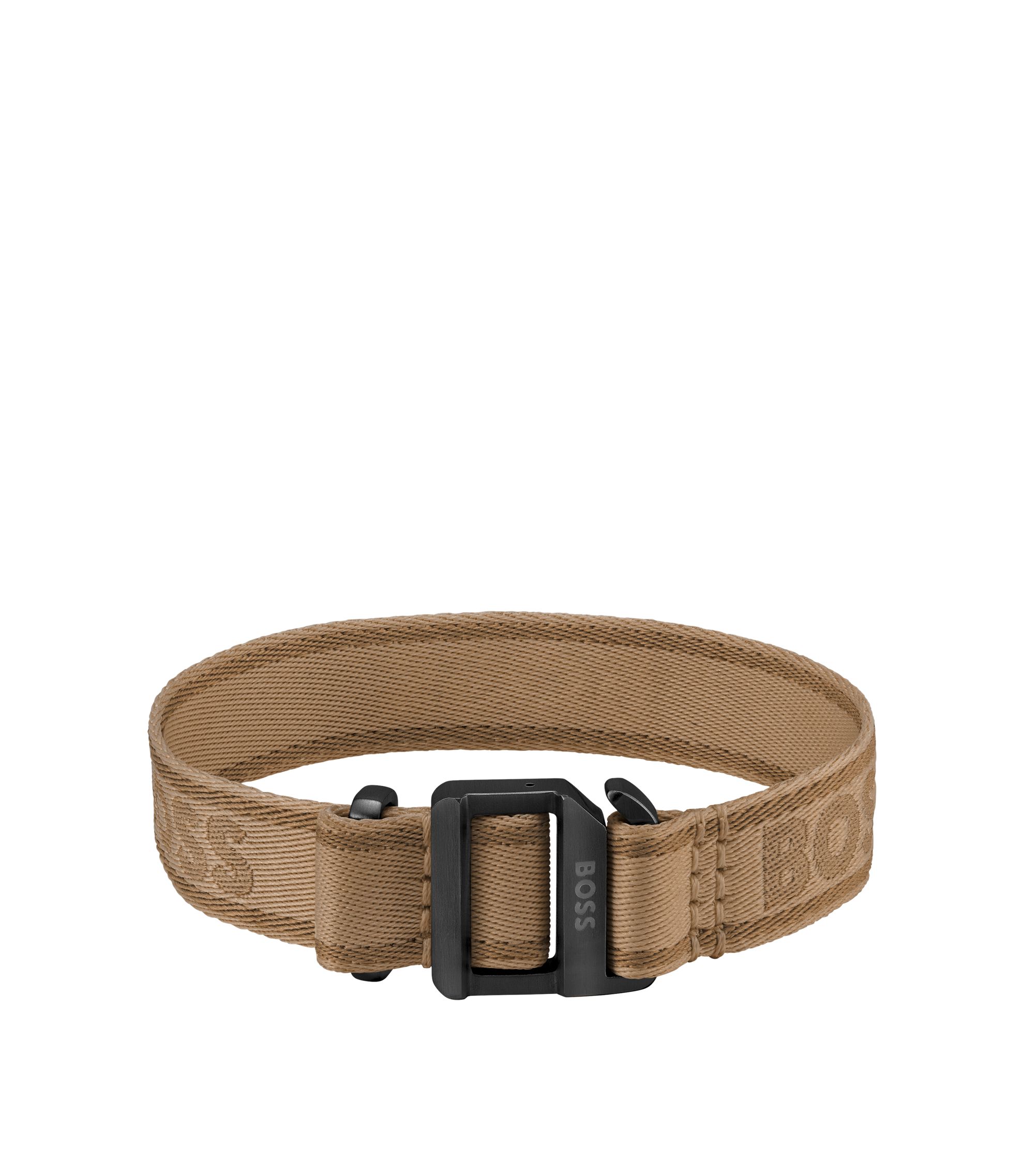 Camelfarbenes Webarmband mit Logo und verstellbarer Schließe