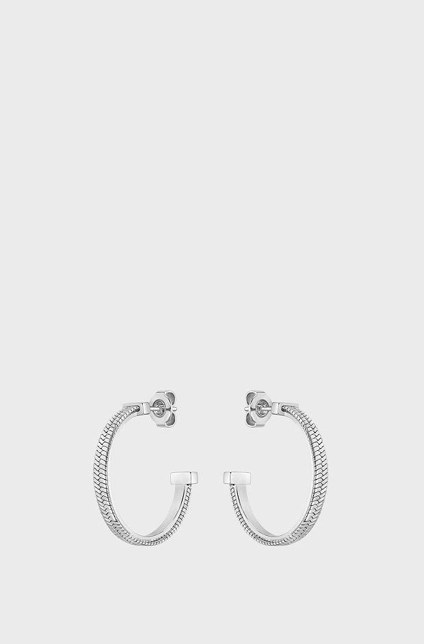 Hoop earrings in herringbone-patterned steel, Silver