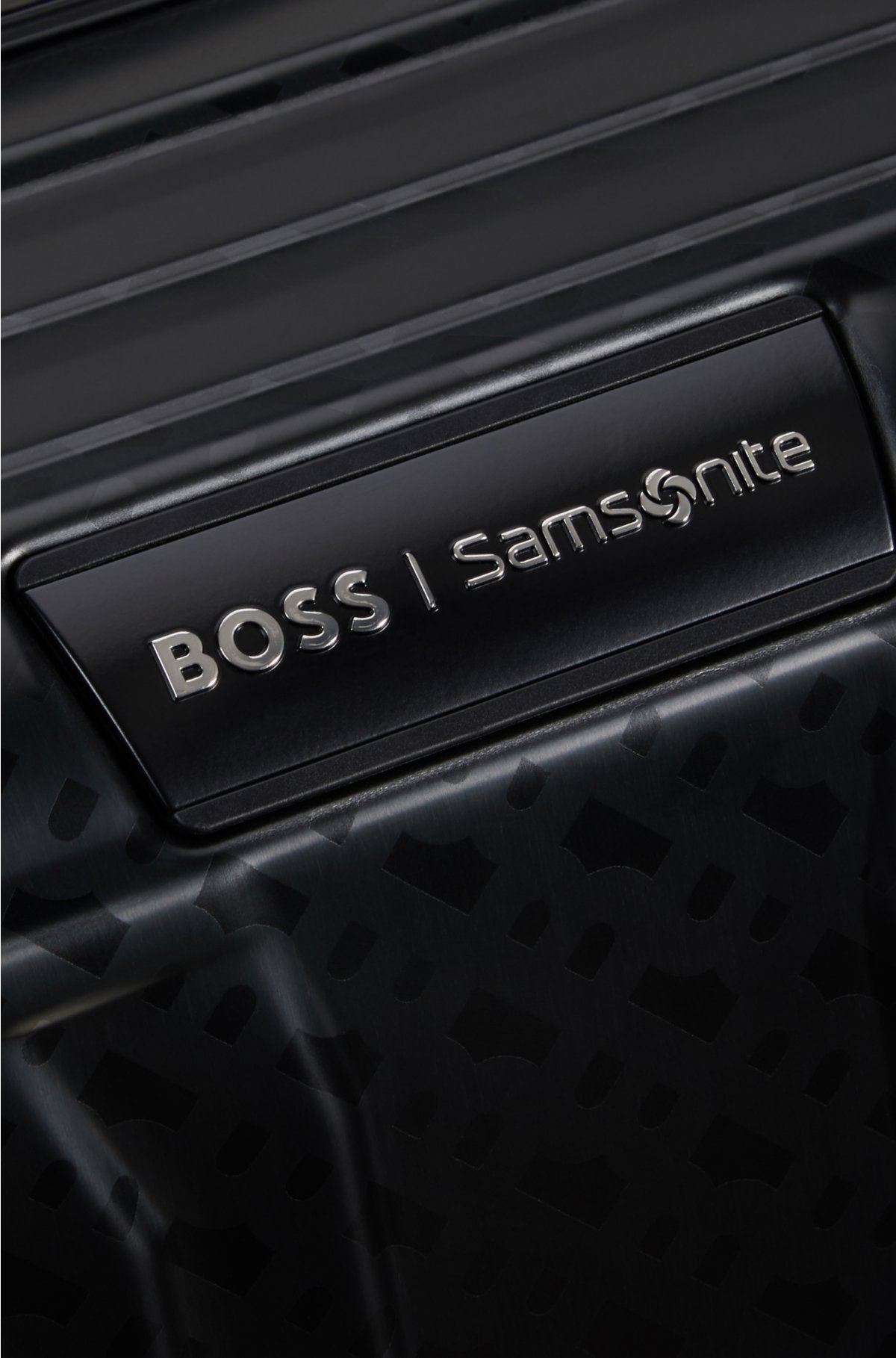 BOSS | Samsonite 71L suitcase in anodised aluminium, Black