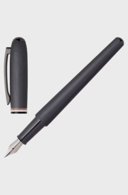 Stylo-plume bross&eacute; avec anneau central &agrave; rayures embl&eacute;matiques, Gris sombre