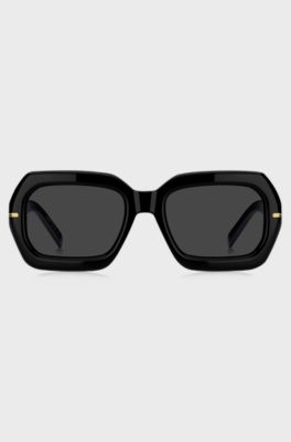 Gafas de sol de acetato negro con bisagras en tono dorado, Negro