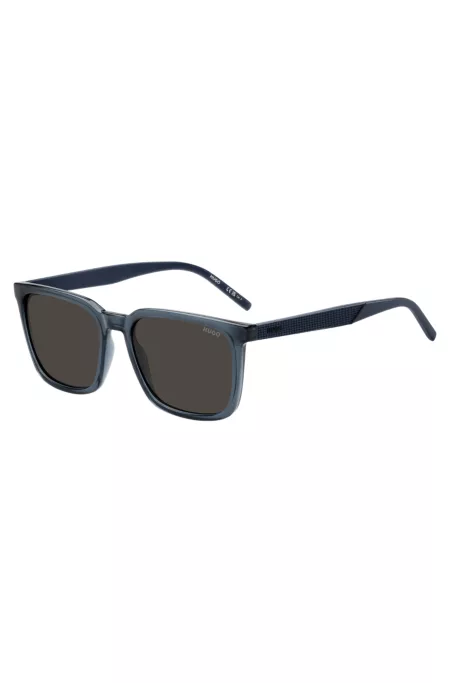 Blue sunglasses with textured temples