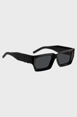 Black sunglasses with stacked-logo temples, Black