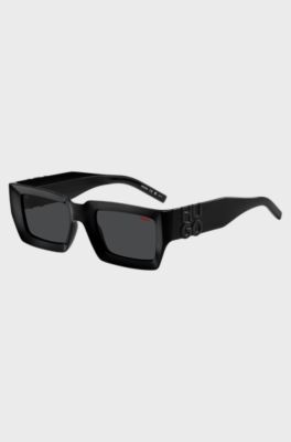 Black sunglasses with stacked-logo temples, Black