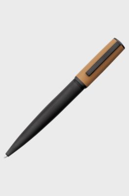 Mixed-texture ballpoint pen with branded camel cap, Black