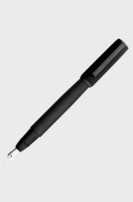 Mixed-texture fountain pen with branded black cap, Black