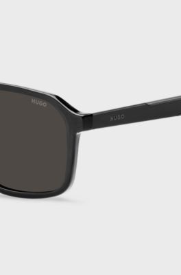 Occhiali da sole color nero e grigio con doppio ponte, Nero