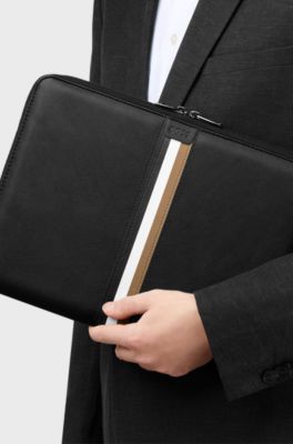 A4 conference folder in faux leather with signature stripe, Black