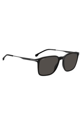 Matte-black sunglasses with stripe detail, Black