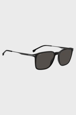Matte-black sunglasses with stripe detail, Black