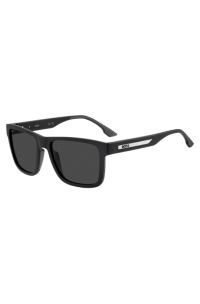 Matte-black sunglasses with logo insert, Black