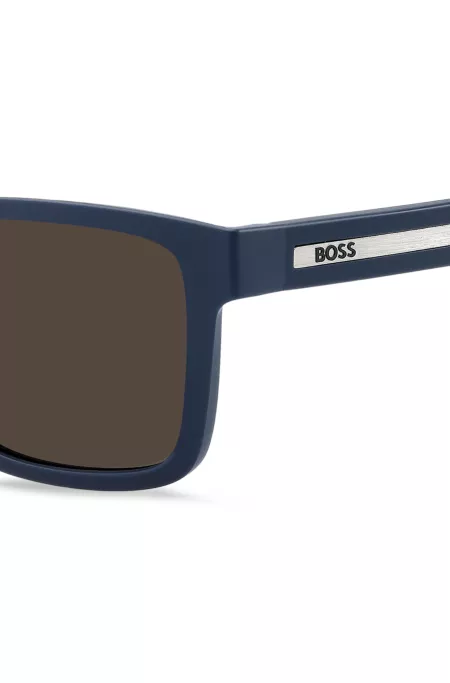 Matte-blue sunglasses with logo insert