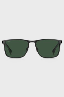 Schwarze Sonnenbrille mit gummierten B&uuml;geln, Schwarz