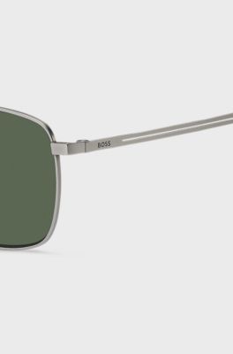 Gafas de sol de titanio con lentes tintadas en verde, Tono plateado