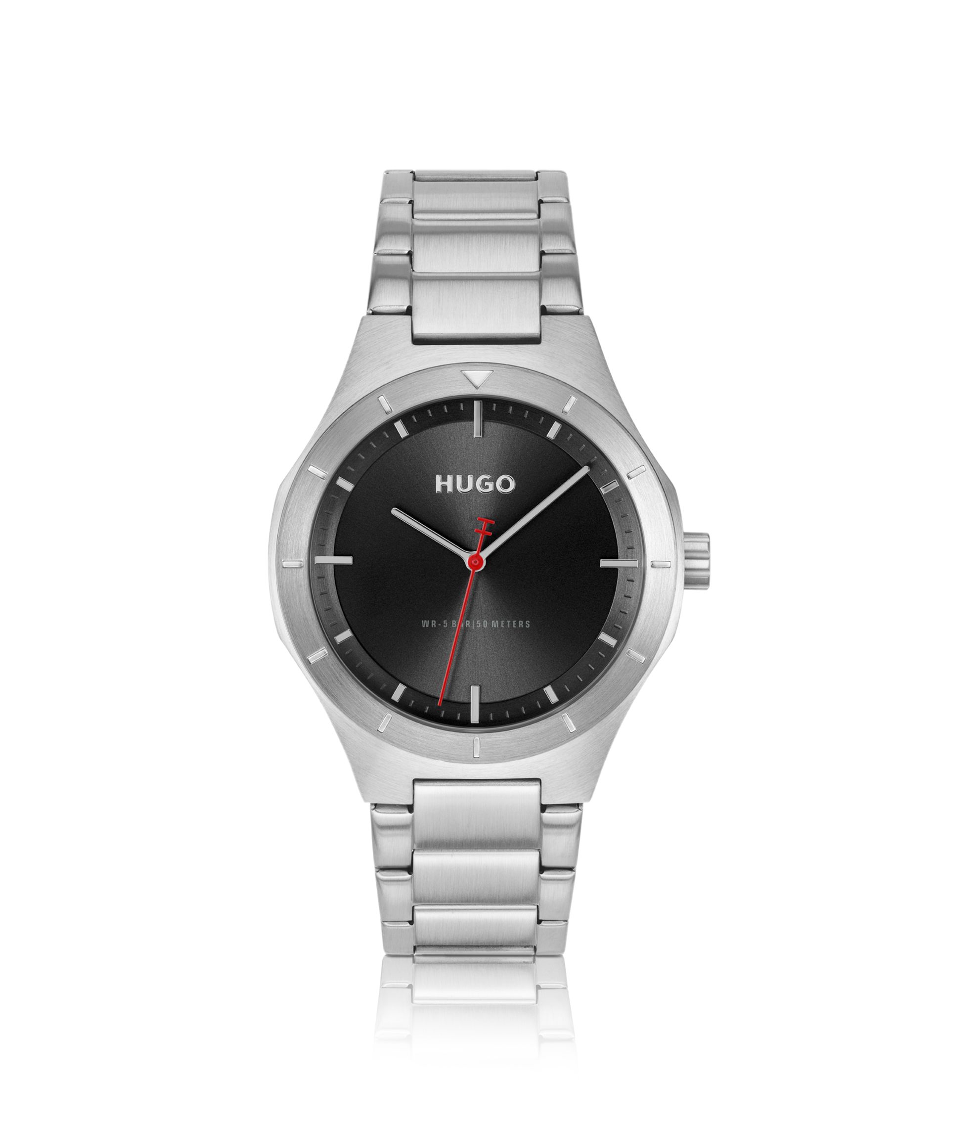 Beleuchtete Uhr mit Gliederarmband und schwarzem Zifferblatt