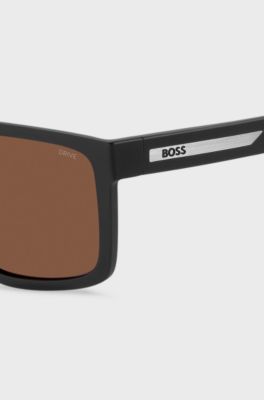 Black sunglasses with high-contrast polarised lenses, Black