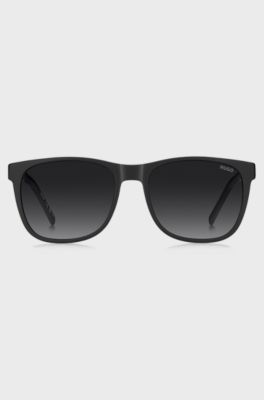 Matte-black sunglasses with patterned temples, Black